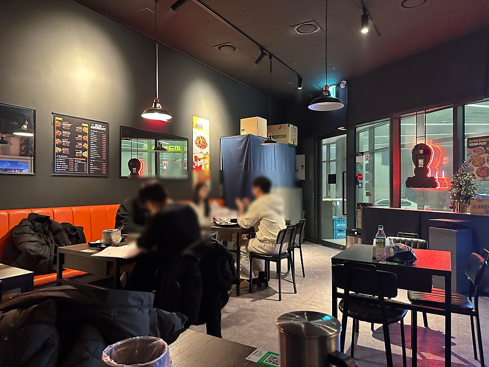 동근이숯불두마리치킨 하남감일점 사진 3