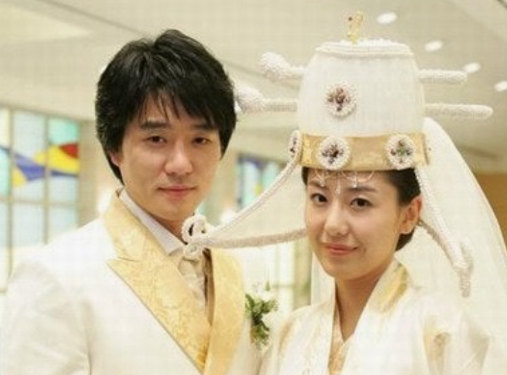 "회사원이라더니 200억 초호화 주택 거주..." 남편이 카카오엔터 계열사 대표였던 여배우