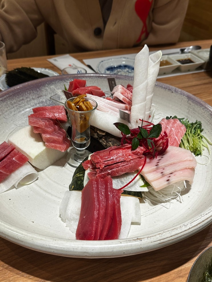  부산 3대 참치 맛집 | 이정태 본참치 사장님 볼살 서비스까지 받고 왔습니다