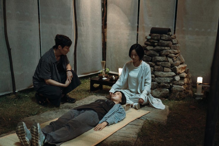  [리뷰] 소원을 빌면 죽음이 배달된다, 넷플릭스 잔혹 호러 <기리고>
