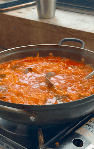  [서산 맛집] 삼길포항 집으로 식당 : 제철 실치무침과 파장어찌개 라면사리 꿀조합!