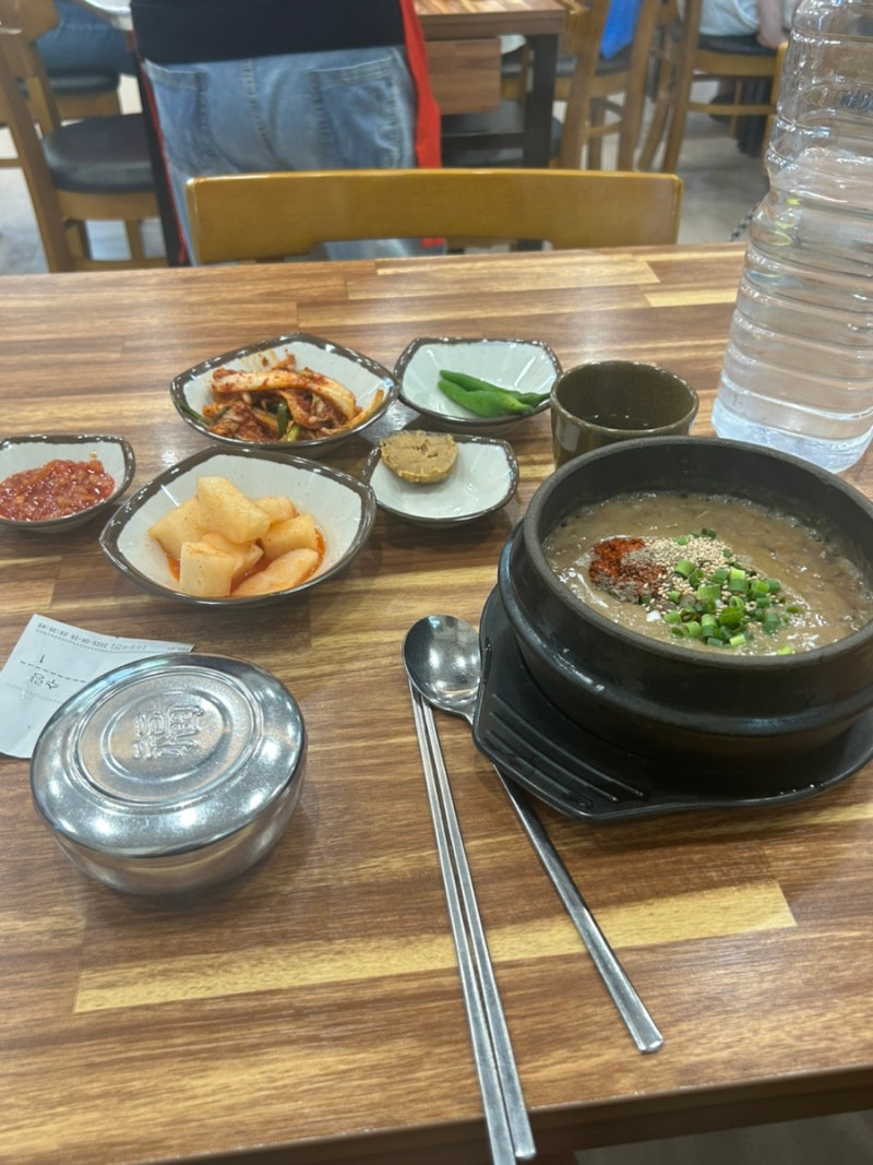 [제주도 맛집] 우진 해장국 고사리육개장 혼밥 평일 아침 별관 웨이팅 후기
