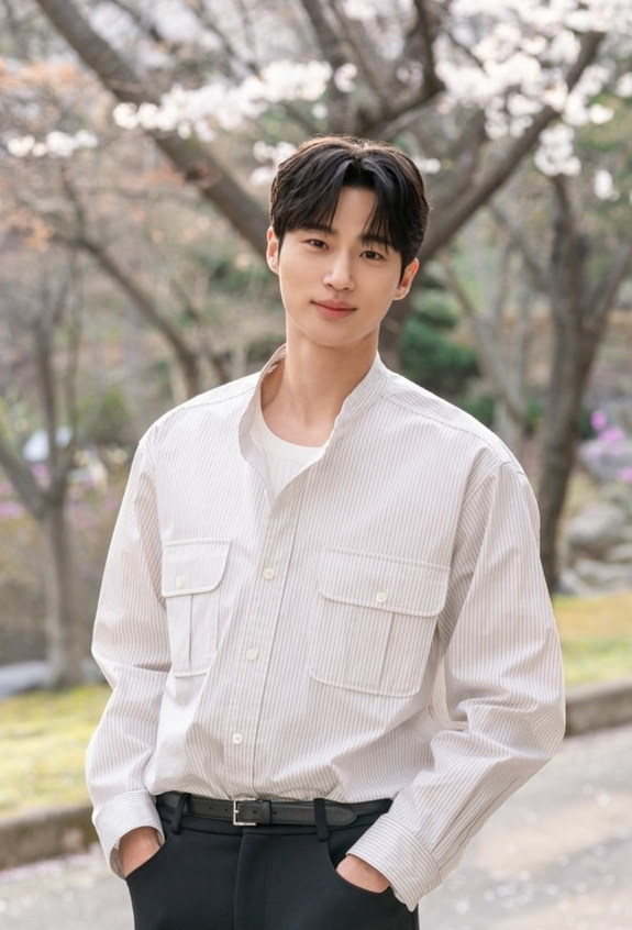  변우석 누나 대한항공 승무원 얼굴 사진 아빠 아버지 키 나이 프로필 나무위키 정보 총정리