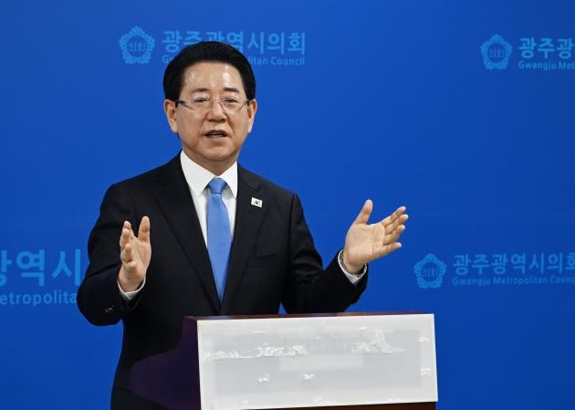 김영록 전남지사, 민주당 통합시장 경선 불공정 직격…“지도부 책임 있는 해명 내놔야”