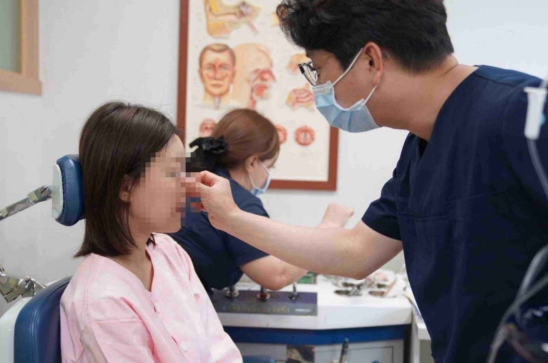 비중격만곡증 수술 입원기간과 회복 과정에 대한 모든 것