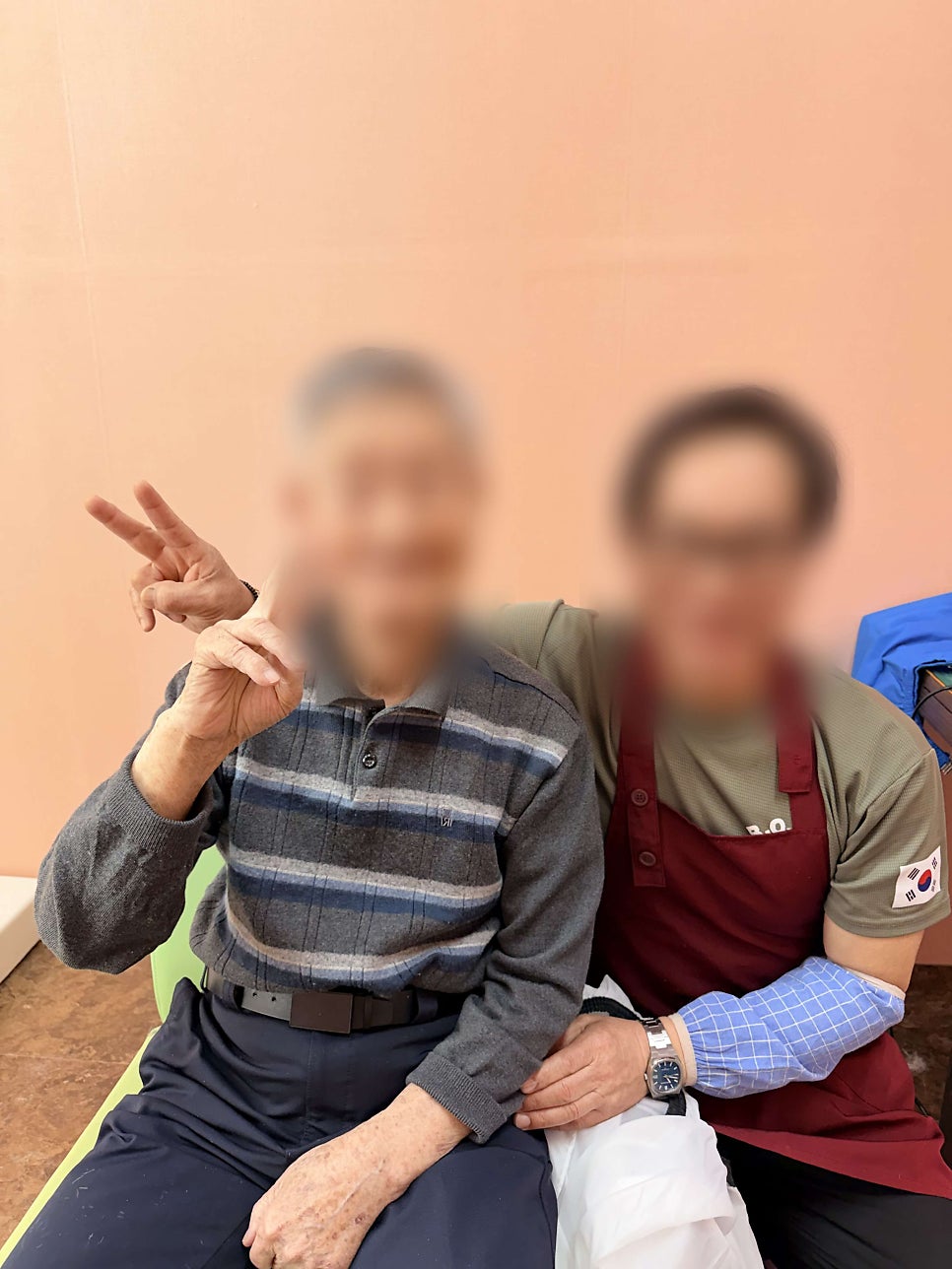 보령시데이케어센터 금빛사랑주야간보호센터 봉숭아물들이기 이미용서비스