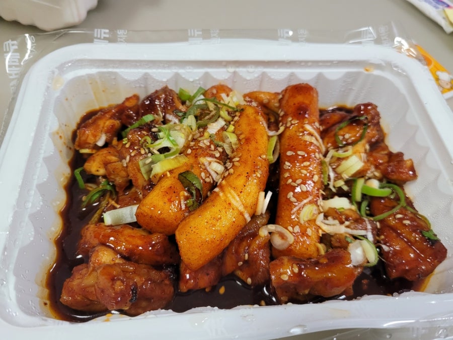 숯불바베큐치킨마트 계룡점 사진 4