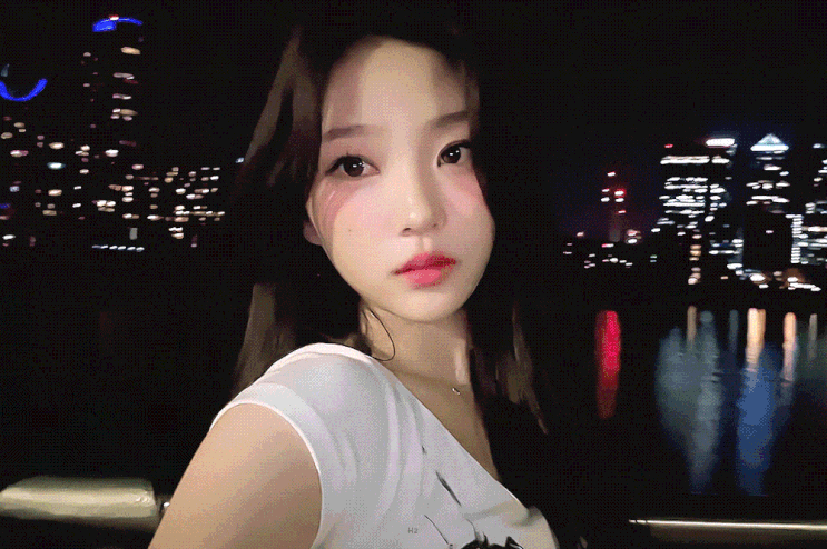 도파민 가득한 스물하나의 사 월