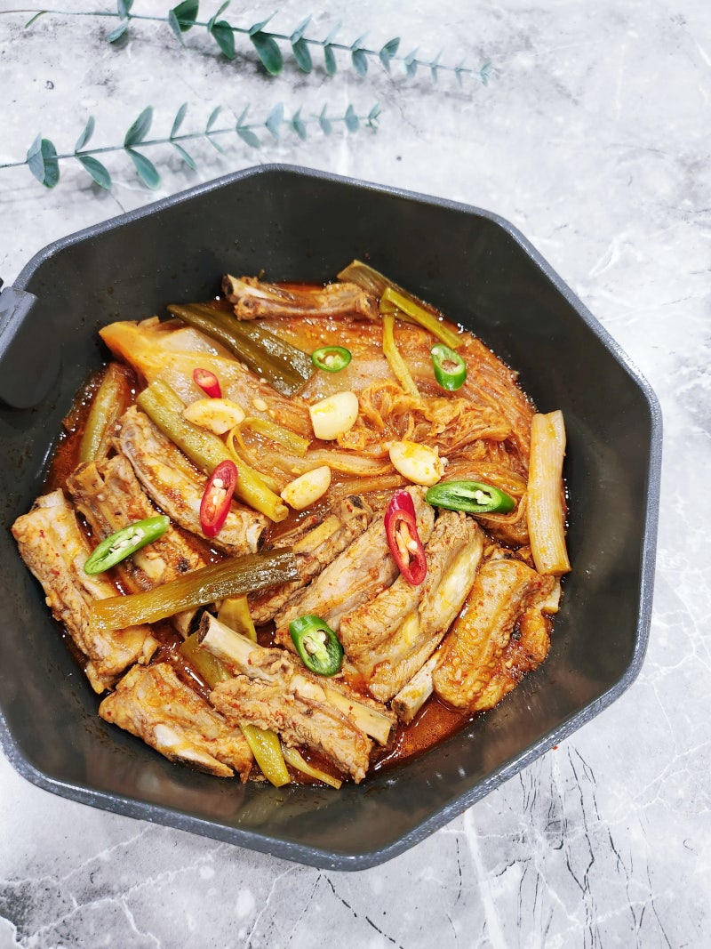 류수영 등갈비 김치찜 레시피 돼지 등갈비찜