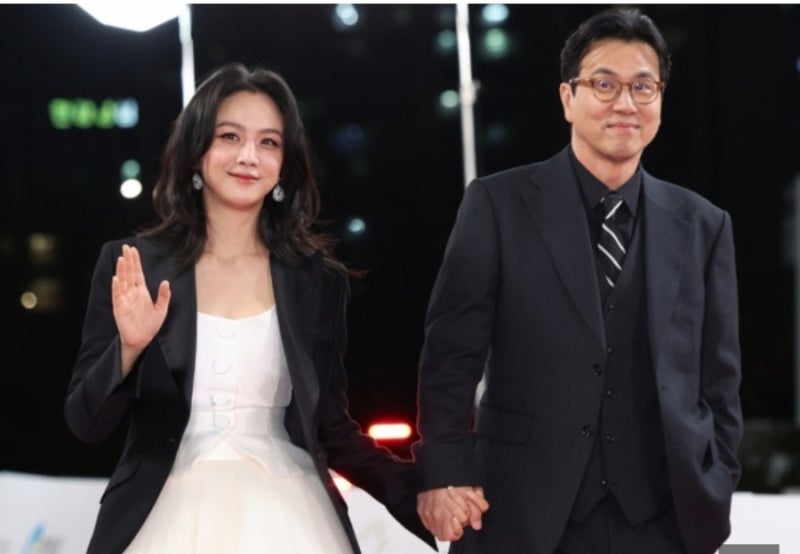 탕웨이 둘째 임신 소식에 다시 주목받는 김태용 감독 사주풀이