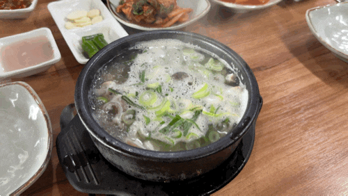  아산 법곡동 잡내없이 맑고 내장 많은 현지인 순대국밥 맛집 흥남순대