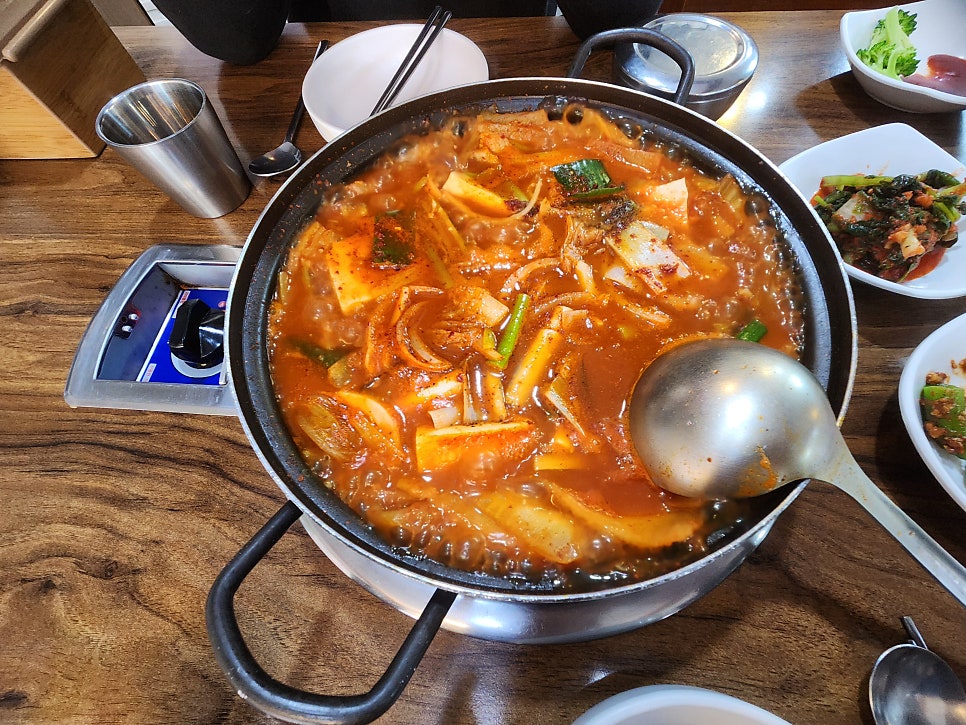 이모네민물매운탕 사진 4