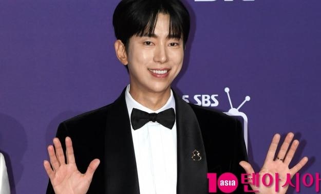 "It's His First Time Since Breaking Up with Baek Jin-hee" Yoon Hyun-min Even Takes Off His Shirt on a Blind Date, What Happened at the 2-on-2 Event on My Little Old Boy?