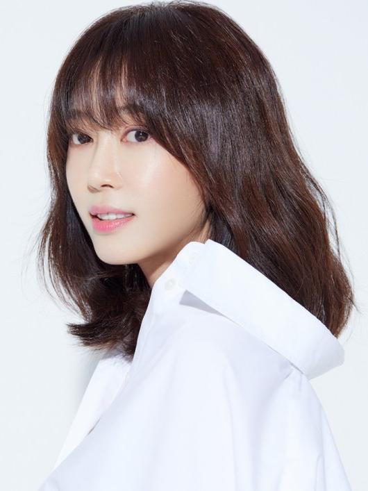 강예원 부친상, 하루 전까지 전해진 딸의 효심이 더 먹먹한 이유