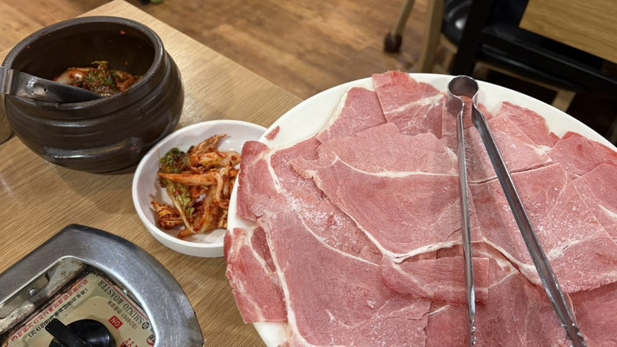 Deungchonsyabeukalguksu Gyeonghuidaejeom photo 4
