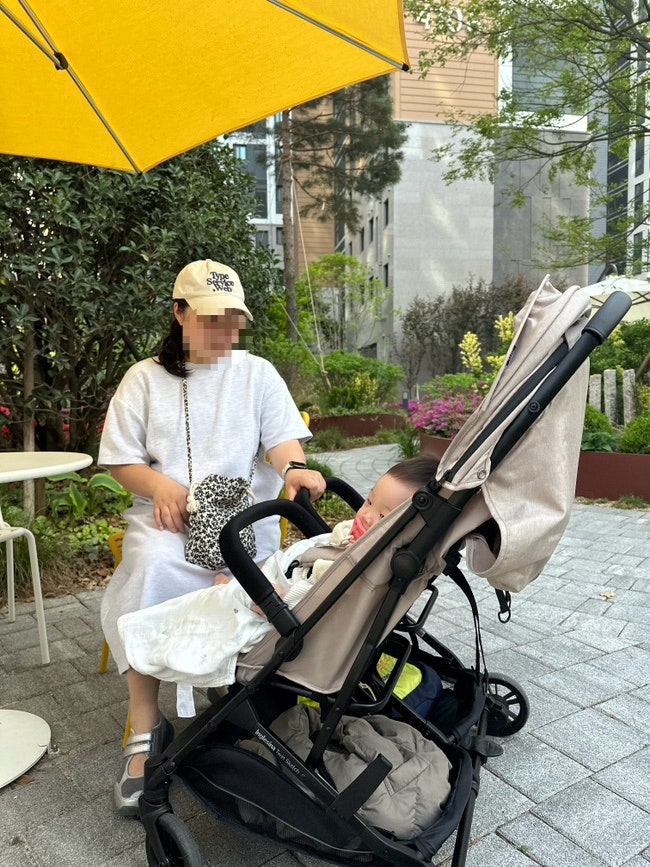 연년생 쌍둥이 유모차 절충형 추천 잉글레시나 트윈스케치 한달 후기