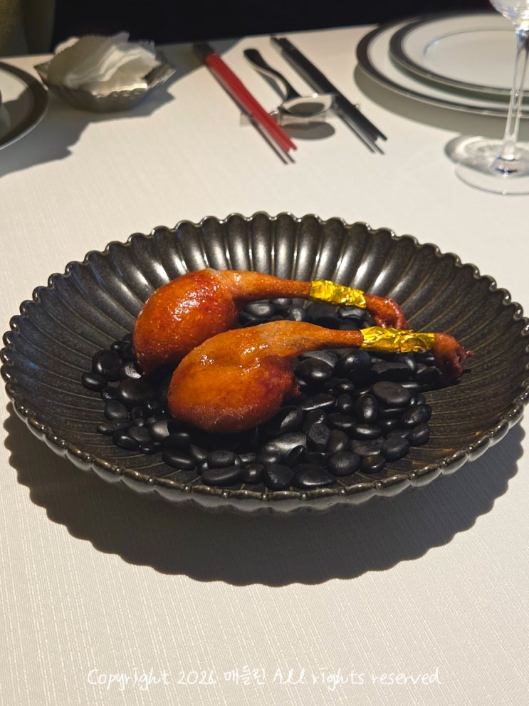  칭다오 맛집 추천 이징후이 위챗 예약 방법 런치 할인 베이징덕 가격 고덕지도 메뉴추천