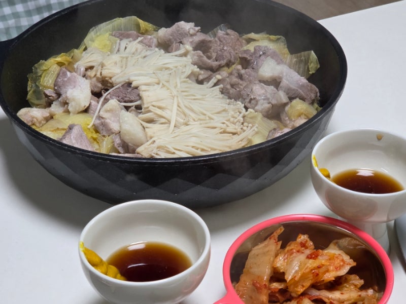 준비 시간 단 5분, 삼겹살 배추찜 다이어트 ver.(돼지고기 배추 찜) 레시피, 양배추 세척법