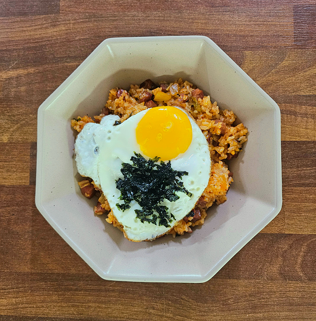 김치볶음밥 황금 레시피 햄 넣고 더 맛있게 만드는 법