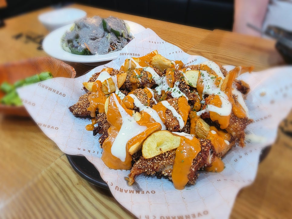 오븐마루치킨 청룡점 사진 2