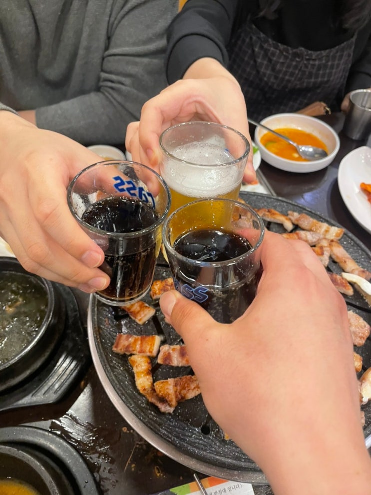  전주 송천동 삼겹살맛집 주차장 단체룸 완비된 송천동 화산춘 생삼겹살 다양한 부위의 소고기 전주고깃집추천