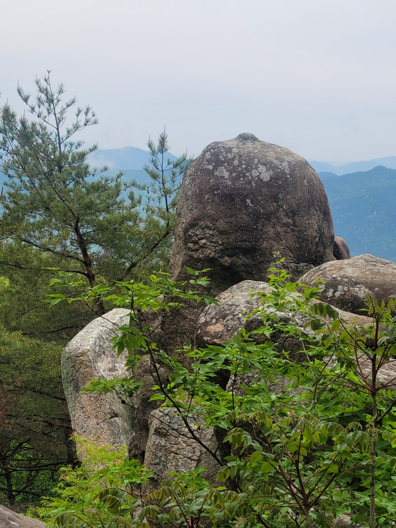 경주 마석산. 바위들의 반란