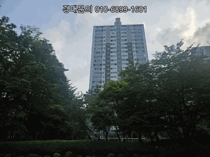  쾌적한 주거 환경을 자랑하는 군포시 산본동 한양수리아파트, 탁월한 입지와 미래 가치를 겸비한 아파트경매 물건을 주목하세요 2025타경101110