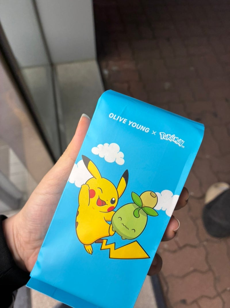 올리브영 포켓몬 필름카메라 사용법