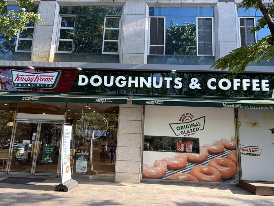 크리스피크림도넛 광주첨단점 사진 2