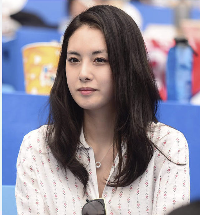 1,100억 자산가 된 '국민 타자'의 아내... 21살 결혼 반대한 아버지의 눈물