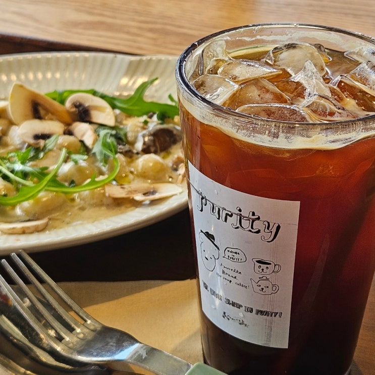  기장 브런치카페 추천 파스타와 빵 디저트를 동시에 퓨리티카페