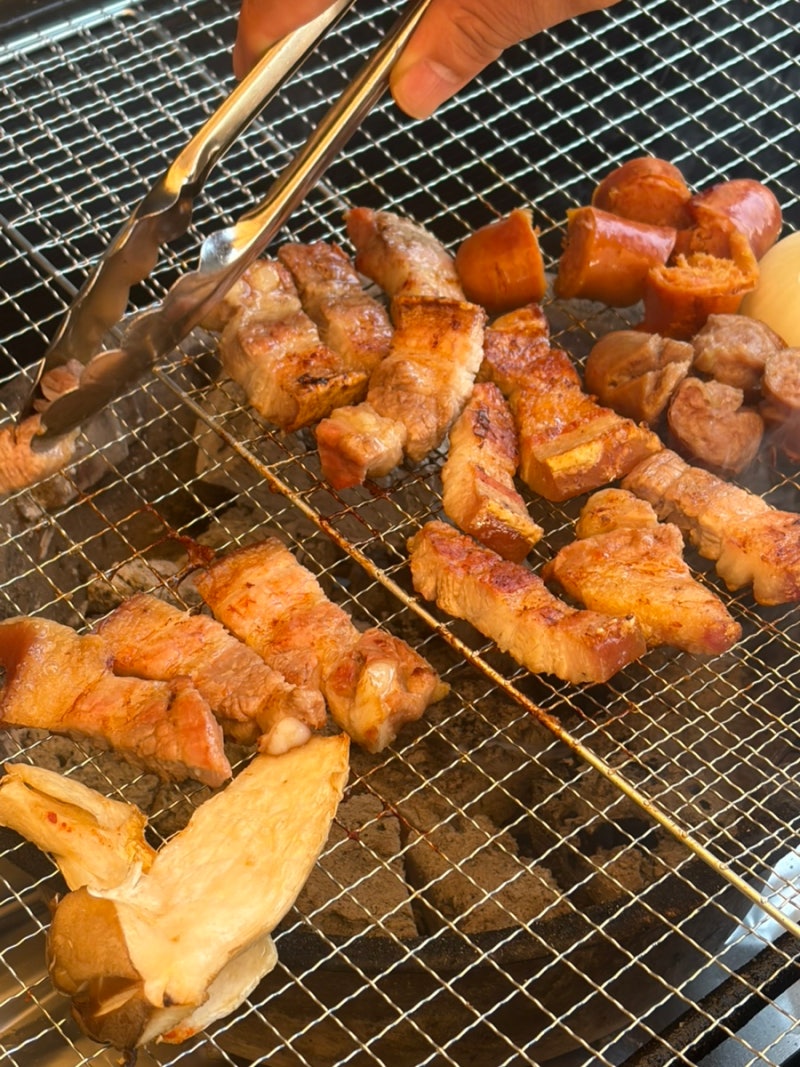 바베큐팩토리 거북섬점 휴일에 엄마랑 남편이랑 다녀온 캠핑식당 체험후기❤️