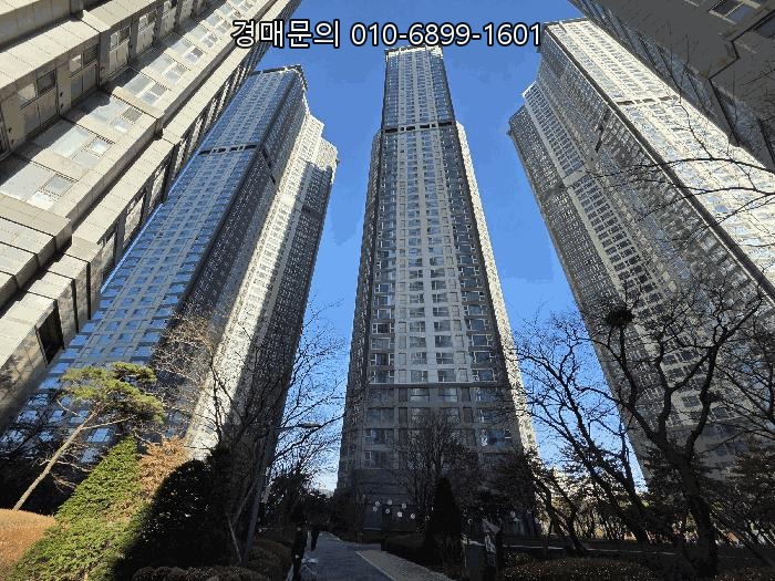  경기도 고양 일산서구 탄현동, 초역세권과 학세권을 품은 일산두산위브더제니스 102동 39층 고층 아파트 경매로 특별한 가치를 만나보세요 2025타경64855