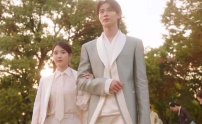   21세기 대군부인 아이유 변우석 키 차이 연출 논란이 아쉬운 진짜 이유