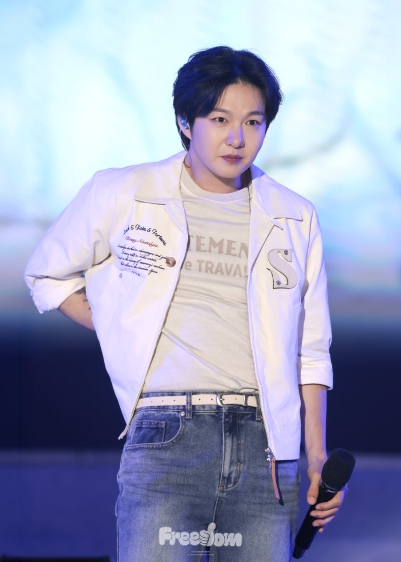 이창섭 덕후가 말하는 리즈시절 vs 최근사진 비교 승자는?