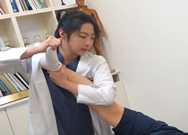  하지불안증후군 증상, 다리 저림·쥐랑 뭐가 다를까요?