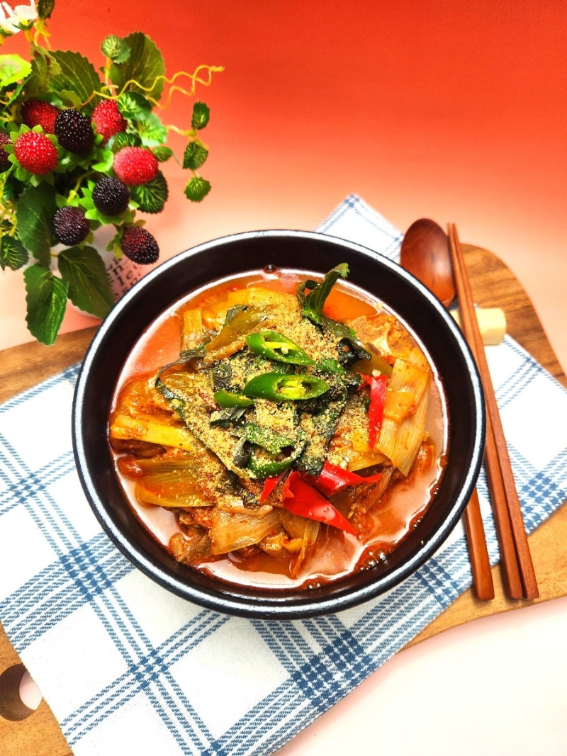 고기 잡내없이 완벽한 묵은지 등뼈찜 만들기 100% 성공하는 등뼈찜 레시피