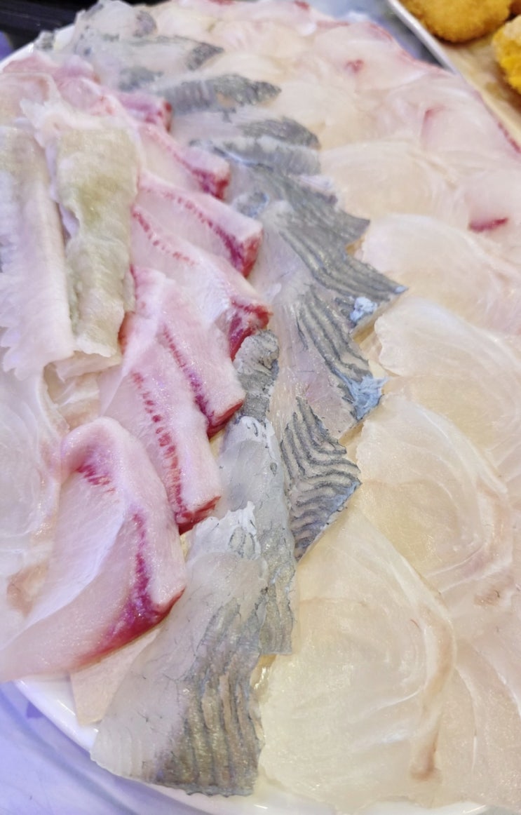  [장유율하]가성비 최고 율하카페거리 맛집 '총각도매횟집'