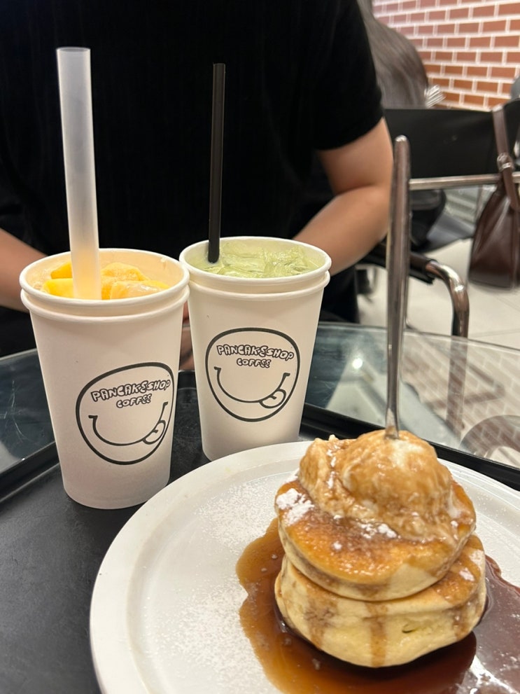  신사역 가로수길 디저트 맛집 | 팬케이크샵 가로수길점
