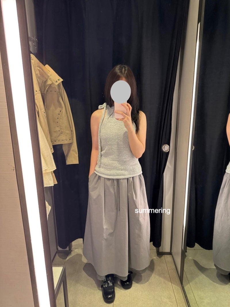 자라 ZARA 신상 추천! 홀터넥 니트 볼륨 프릴 탑 콤비 레이어드 스커트 버클 슬링백 슈즈 착용....