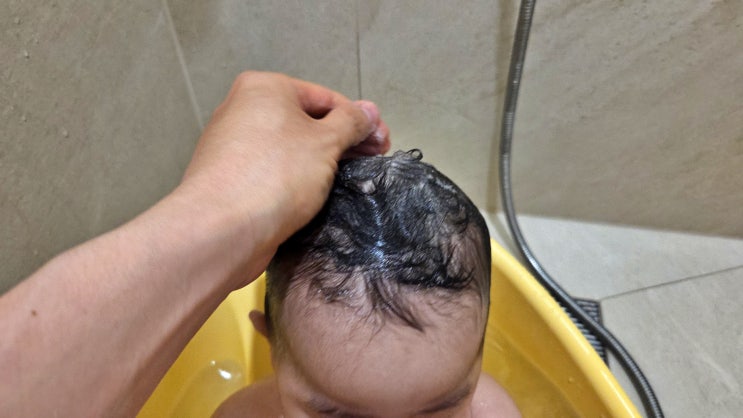  올인원바디워시 추천 순한 아기 바스앤샴푸 정착 후기