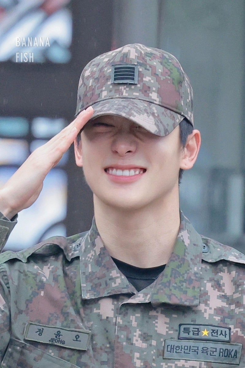 NCT 재현 전역 (병장 정윤오에서 엔시티 재현댐) 군필 복숭아 당도 최고