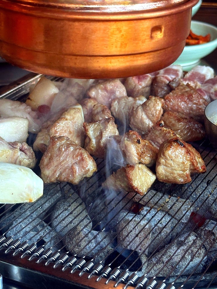  용산 고기집 칠돈가 용산점 내돈내산, 흑돼지 목살 삼겹살 맛있게 먹고 왔어요