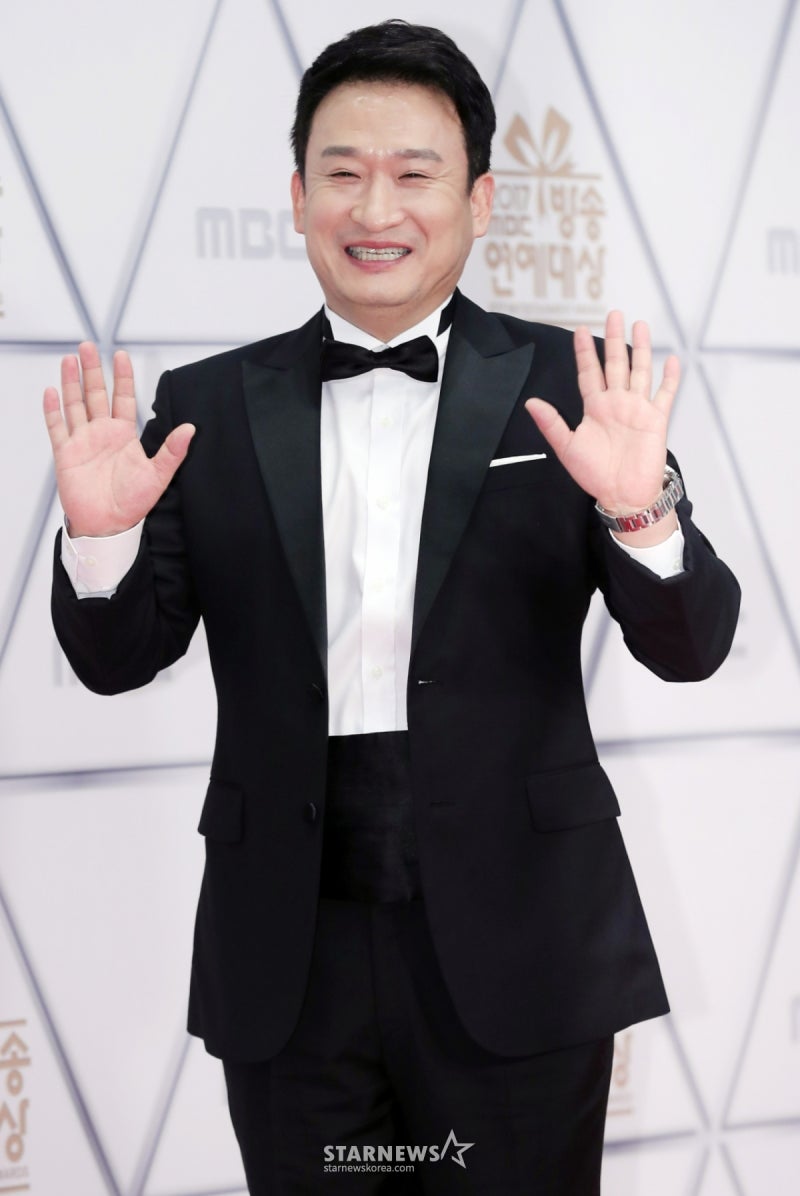 서경석 프로필 나이 한국사 결혼 가족 와이프 자녀 군대 한능검 육사 수석 데뷔 소속사 MBTI