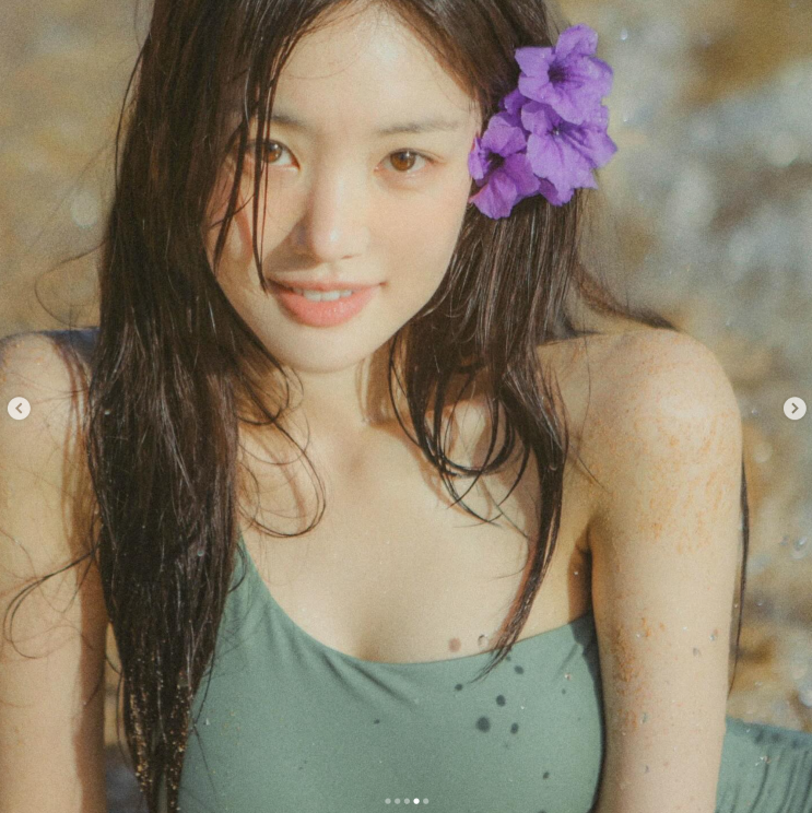  이유비님, 발리에서 수영복 자태 뽐내며 청순함과 건강미 모두 잡았네!