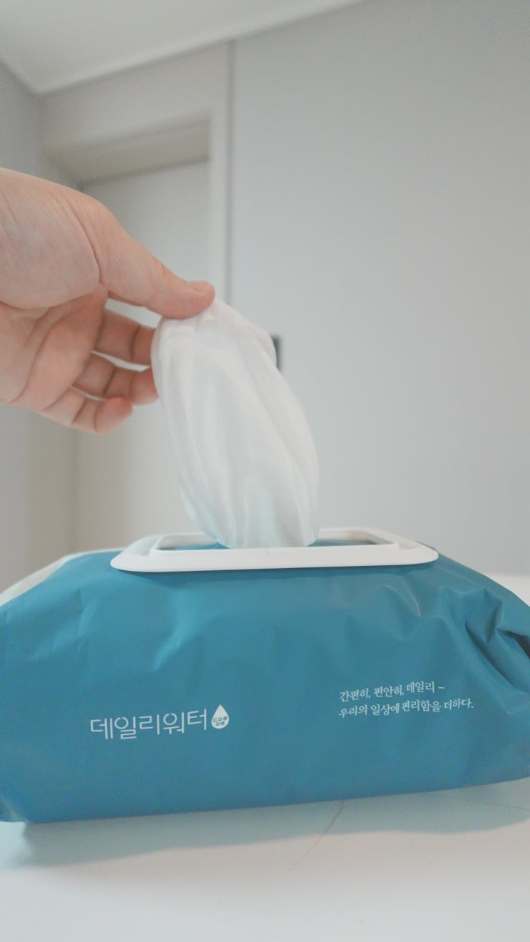  만능물티슈 데일리워터 손걸레 청소 물티슈로 기름때 제거하고 찌든때 청소까지 완벽한 주방 청소 끝!