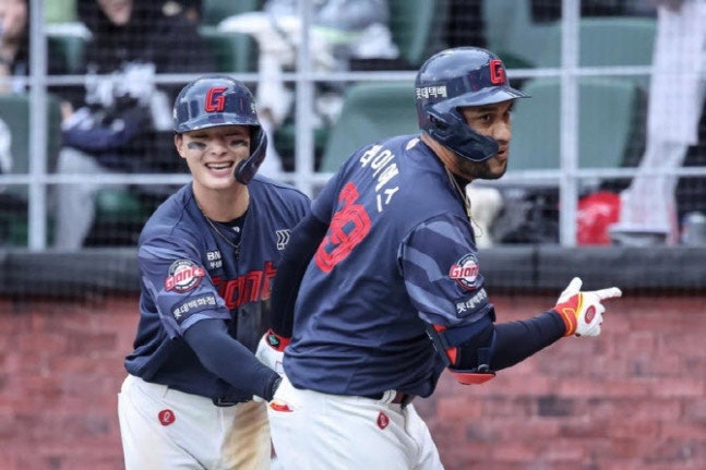 [KBO/롯데] 레이예스 역전 3점포 ! 롯데 자이언츠 SSG 완파하고 시즌 첫 4연승 (260503 경기)