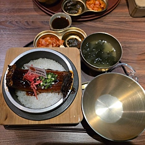 한남동 솥밥 전문 한식 맛집 :: 타닥타닥 솥밥 더룸 한남 데이트