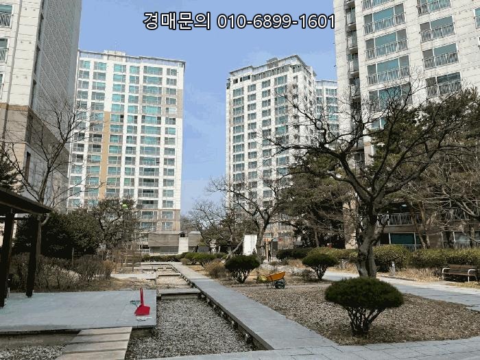  전주 구도심 핵심 입지, 전주천 조망과 우수 학군을 품은 완산구 태평동 전주태평에스케이뷰 대형 아파트 경매 2025타경560