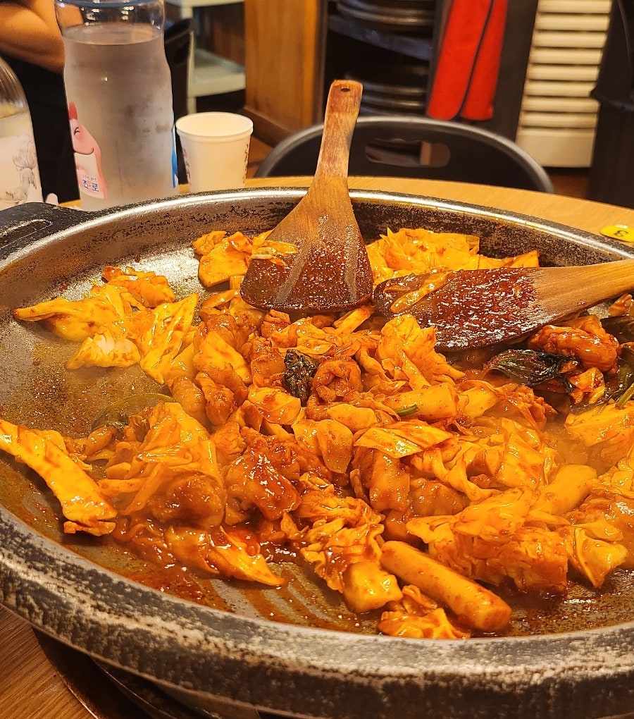 춘천무쇠닭갈비 까치산역점 사진 1